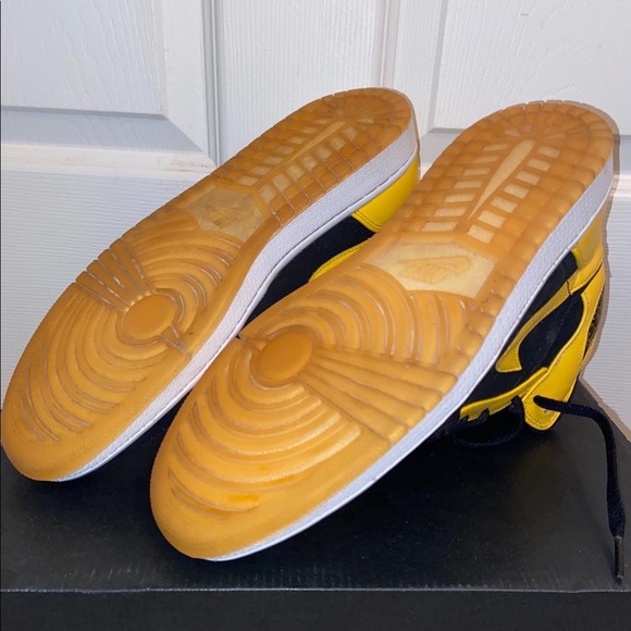 Jordan 1 mids New love (price negotiable) - Picture 5 of 7